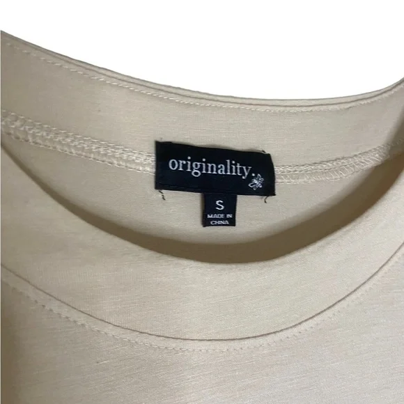 Originality Babydoll Flowy Cream Top Short Sleeve Ruffle Women Small HSH NEW - Picture 6 of 7